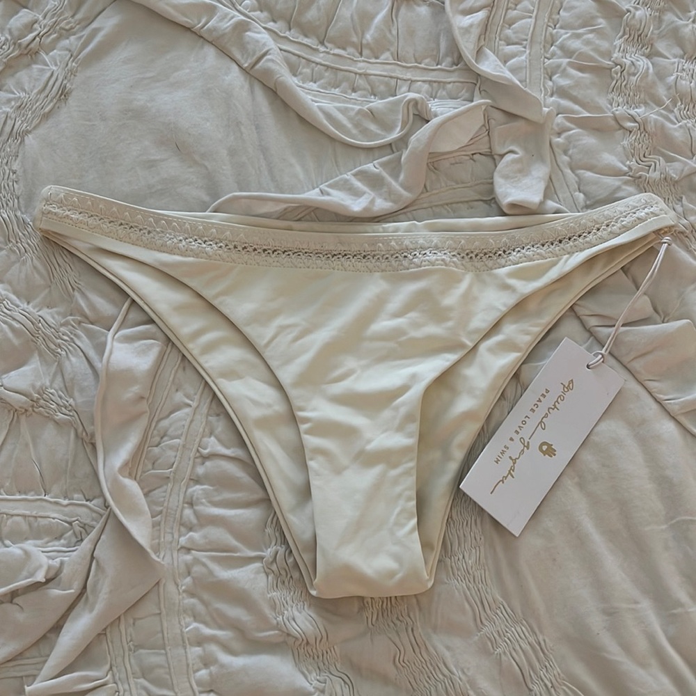 SG bikini bottoms